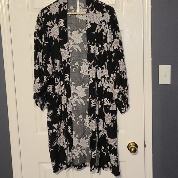 Kimono with pockets